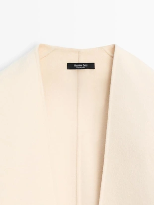 Плащ из шерстяной смеси с фактурой фетра- Заказать в России