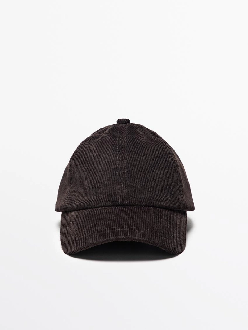 Бейсболка из вельвета