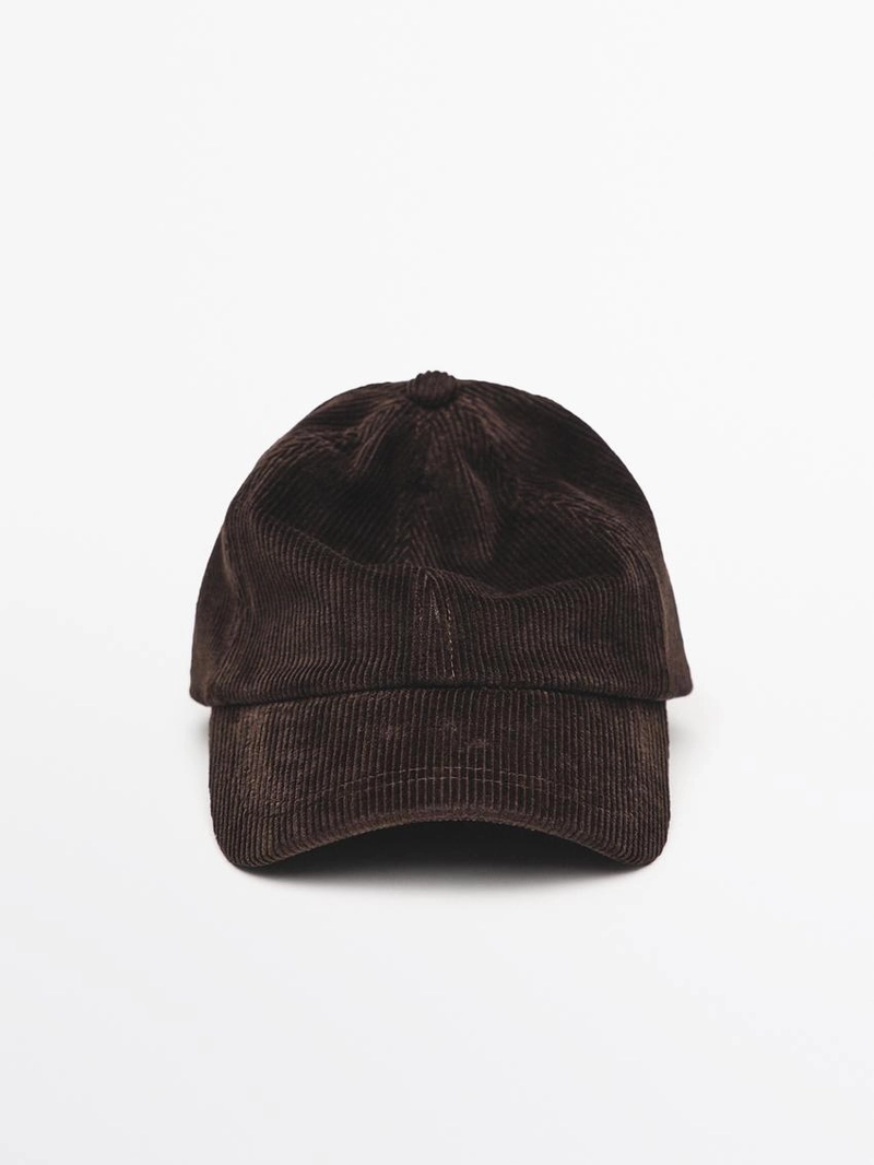 Бейсболка из вельвета