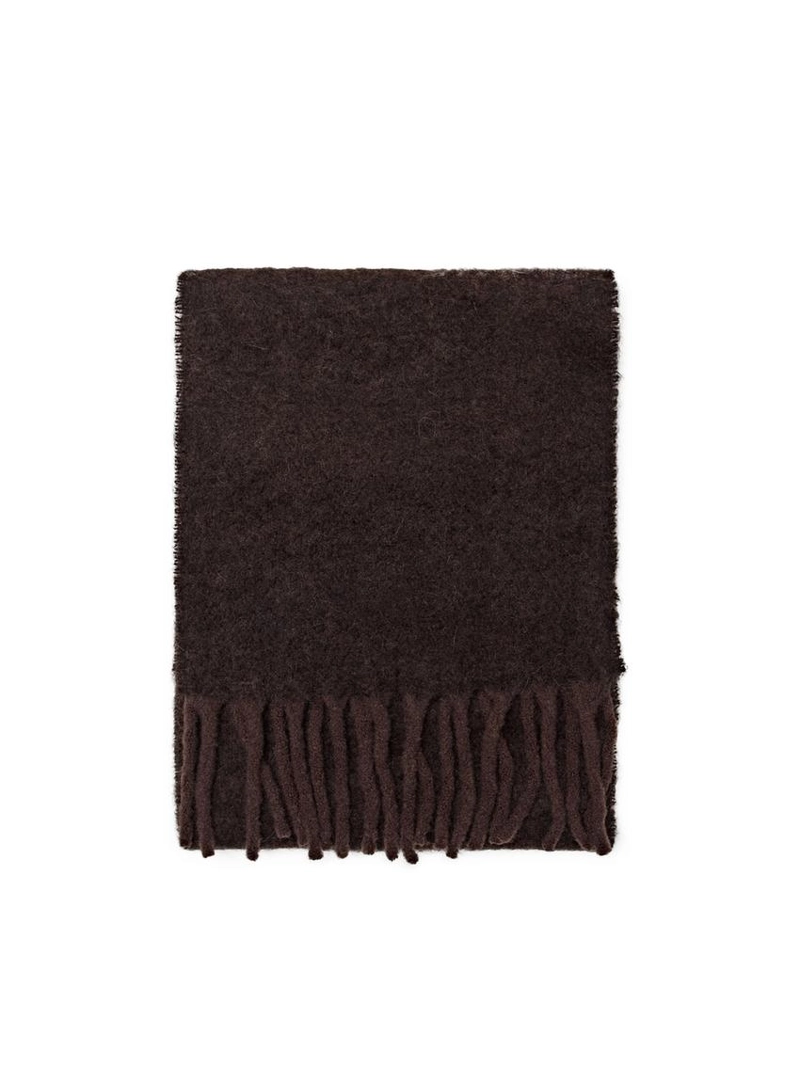 Шарф из альпаки и шерсти с бахромой