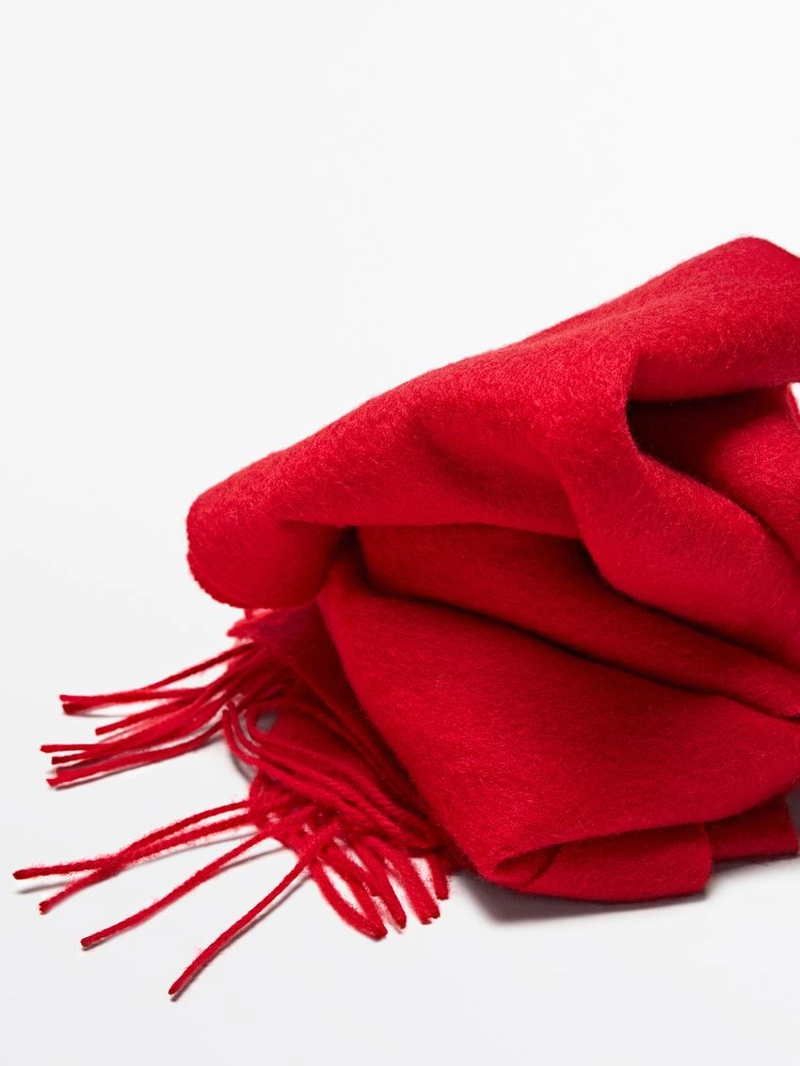 Шарф из 100% кашемира с кисточками