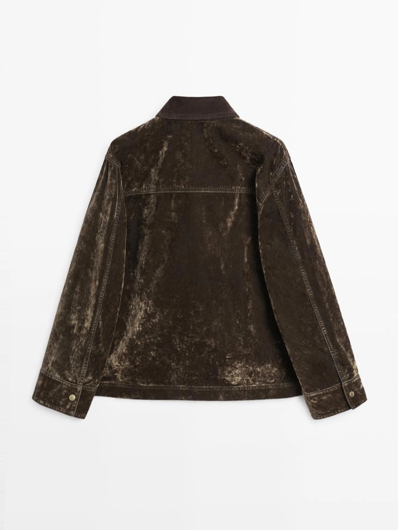 Джинсовая куртка с деталями воротника