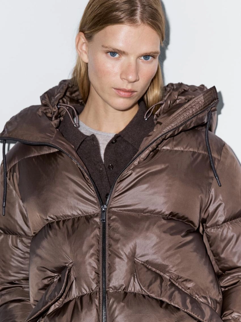 Пуховик настежь с блеском, 80% пух - 20% перо