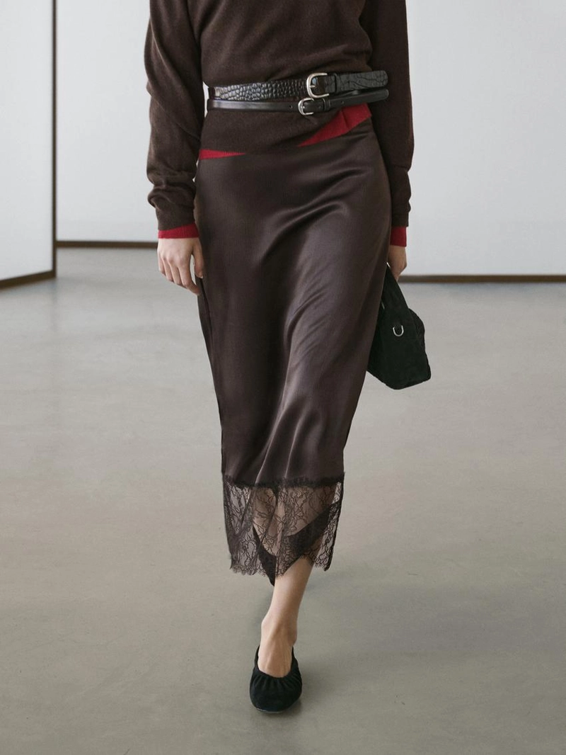 Юбка-миди с кружевными деталями