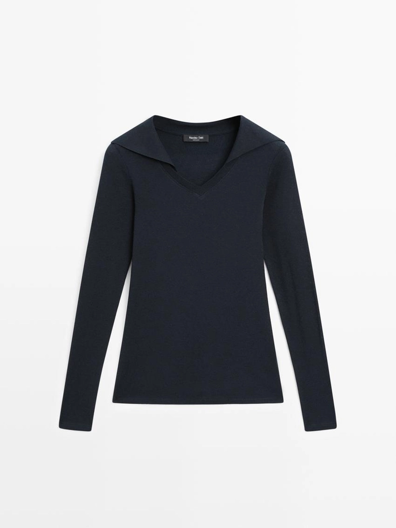 Поло с длинным рукавом и v-образным вырезом