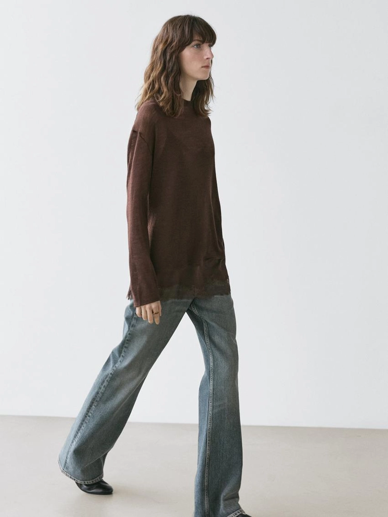 Лонгслив с кружевными деталями