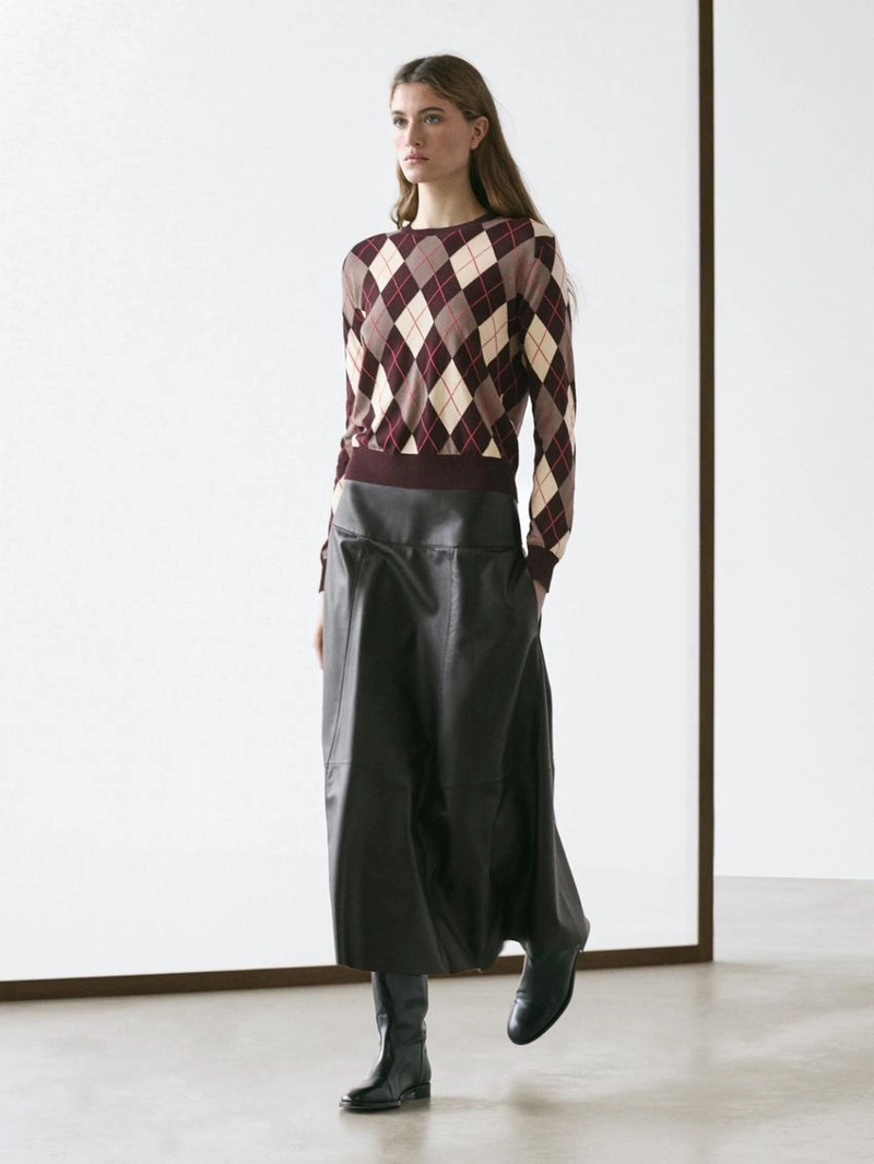 Свитер из хлопкового трикотажа с деталями в виде ромбов