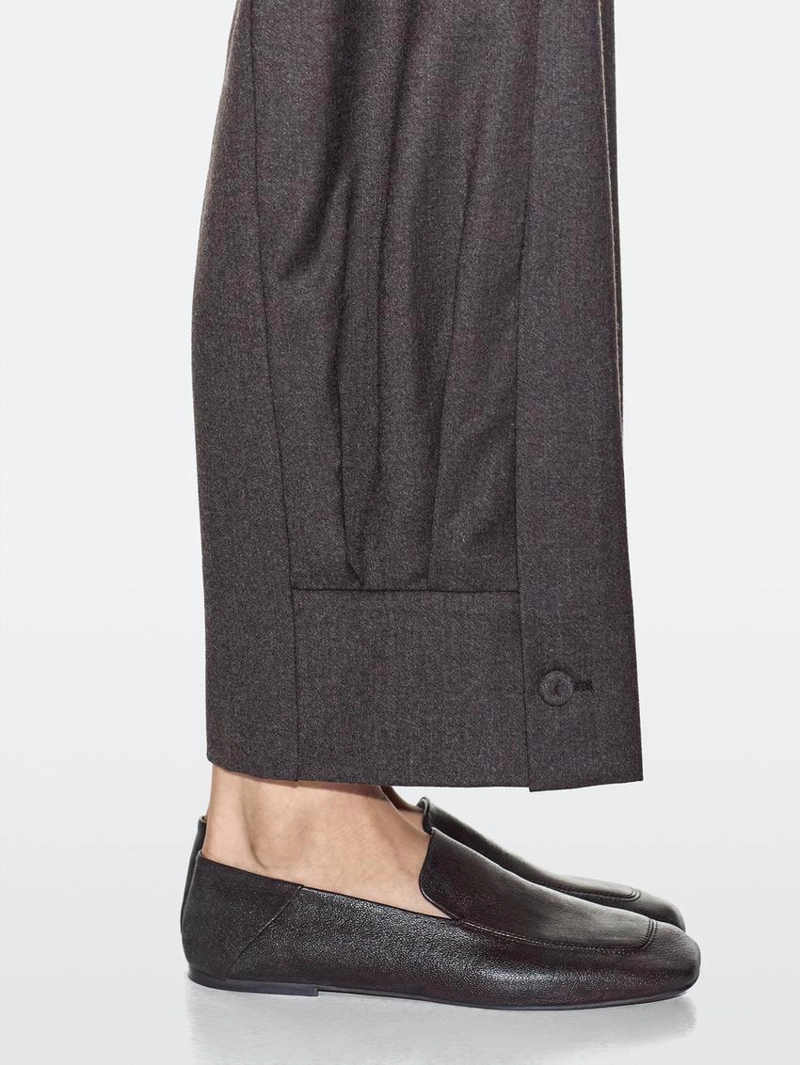 Мягкие кожаные лоферы