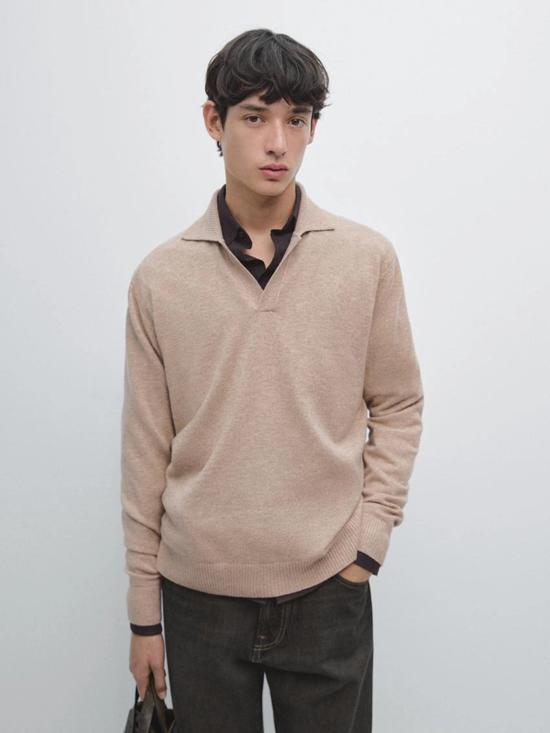 Вязаный свитер с v-образным вырезом из шерсти