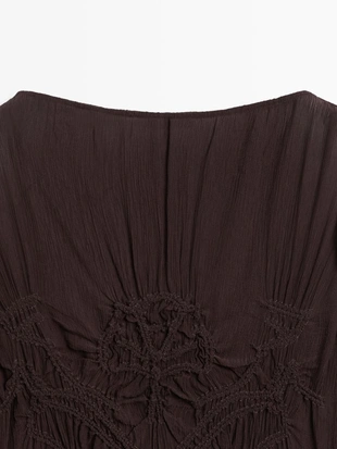 Платье миди с собранными деталями- Заказать в России