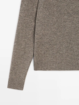 Свитер с круглым вырезом из шерстяной смеси- Заказать в России