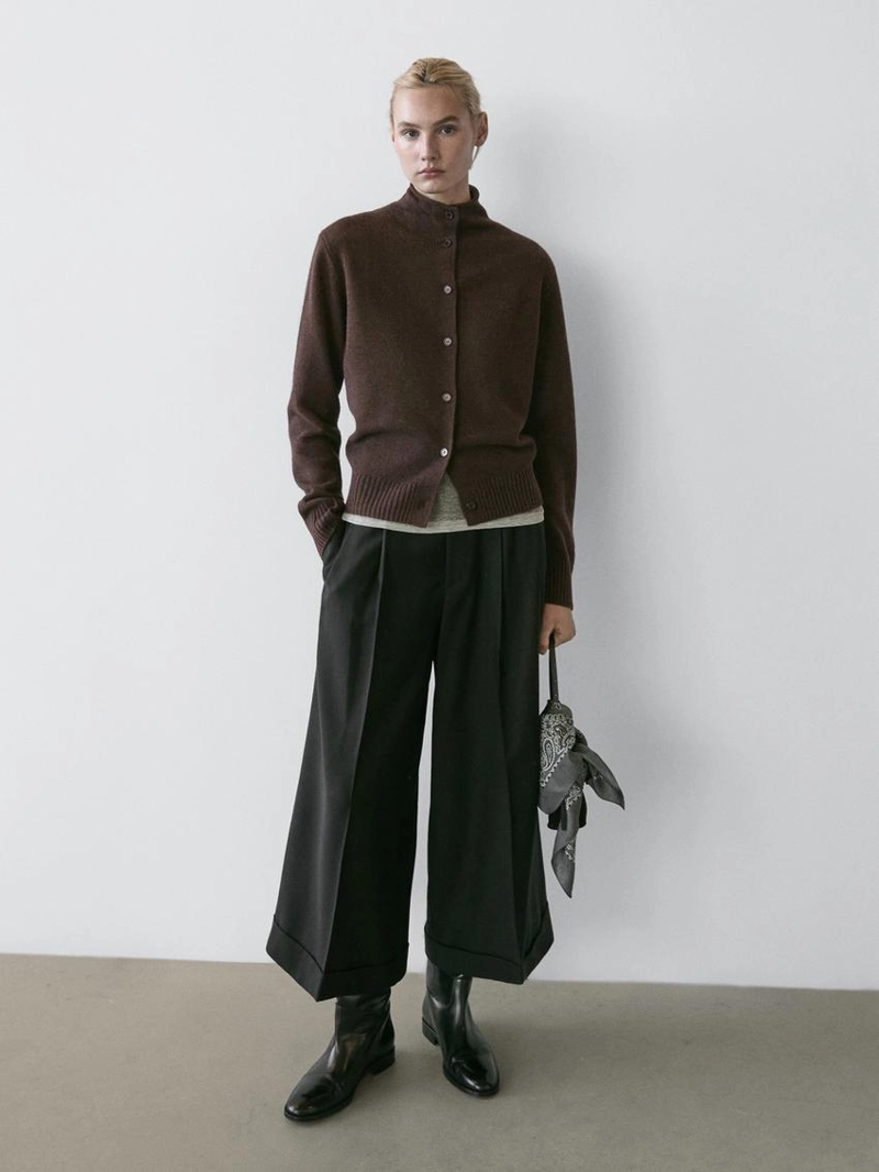 Кардиган из шерсти с высоким воротником