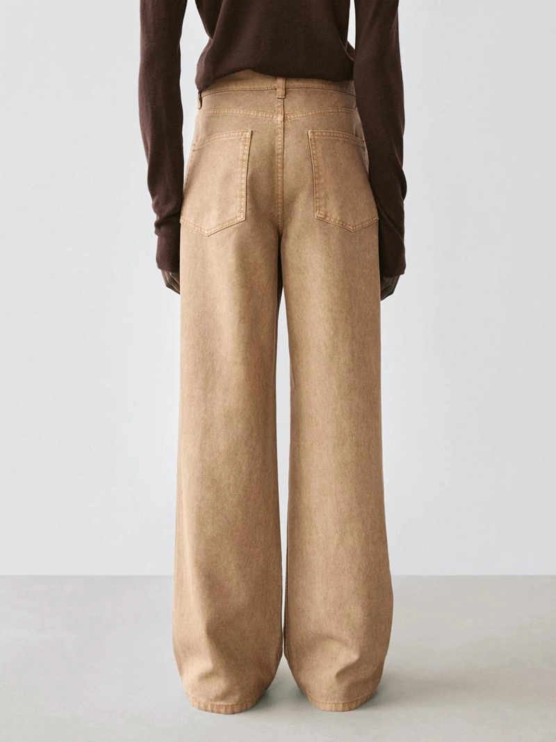 Джинсы свободного покроя