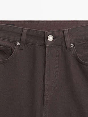 Джинсы с широкими брючинами- Заказать в России