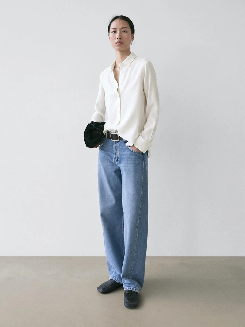 Рубашка свободного кроя с воротником