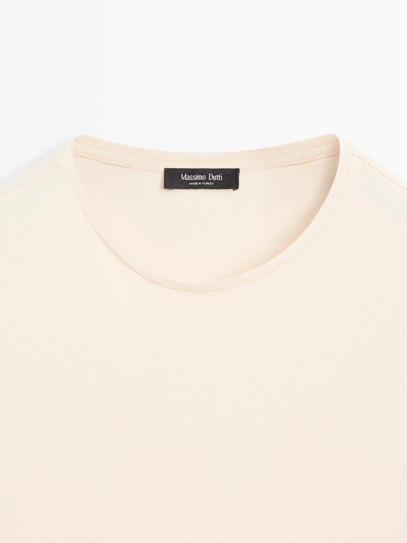 Футболка с круглым вырезом regular fit