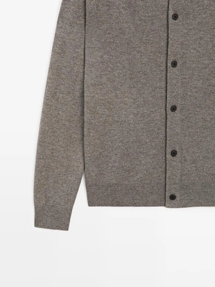 Кардиган с высоким воротником из вязаного трикотажа из шерсти- Заказать в России