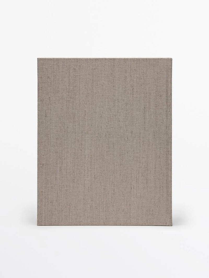 Книга les amandiers home