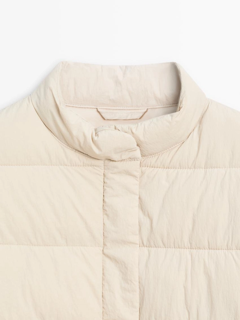 Пуховик с водоотталкивающим покрытием