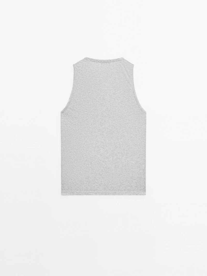 Майка без рукавов с круглым вырезом