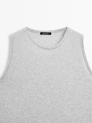 Майка без рукавов с круглым вырезом- Заказать в России