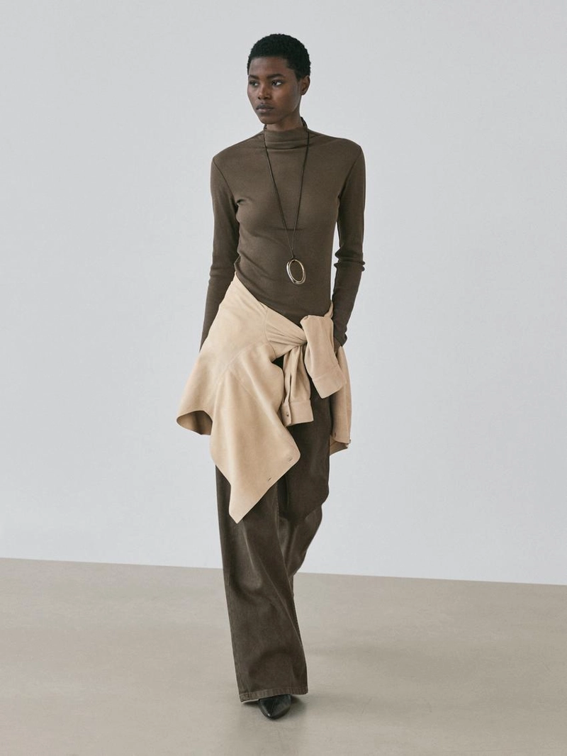 Футболка из ребристого хлопка с длинным рукавом