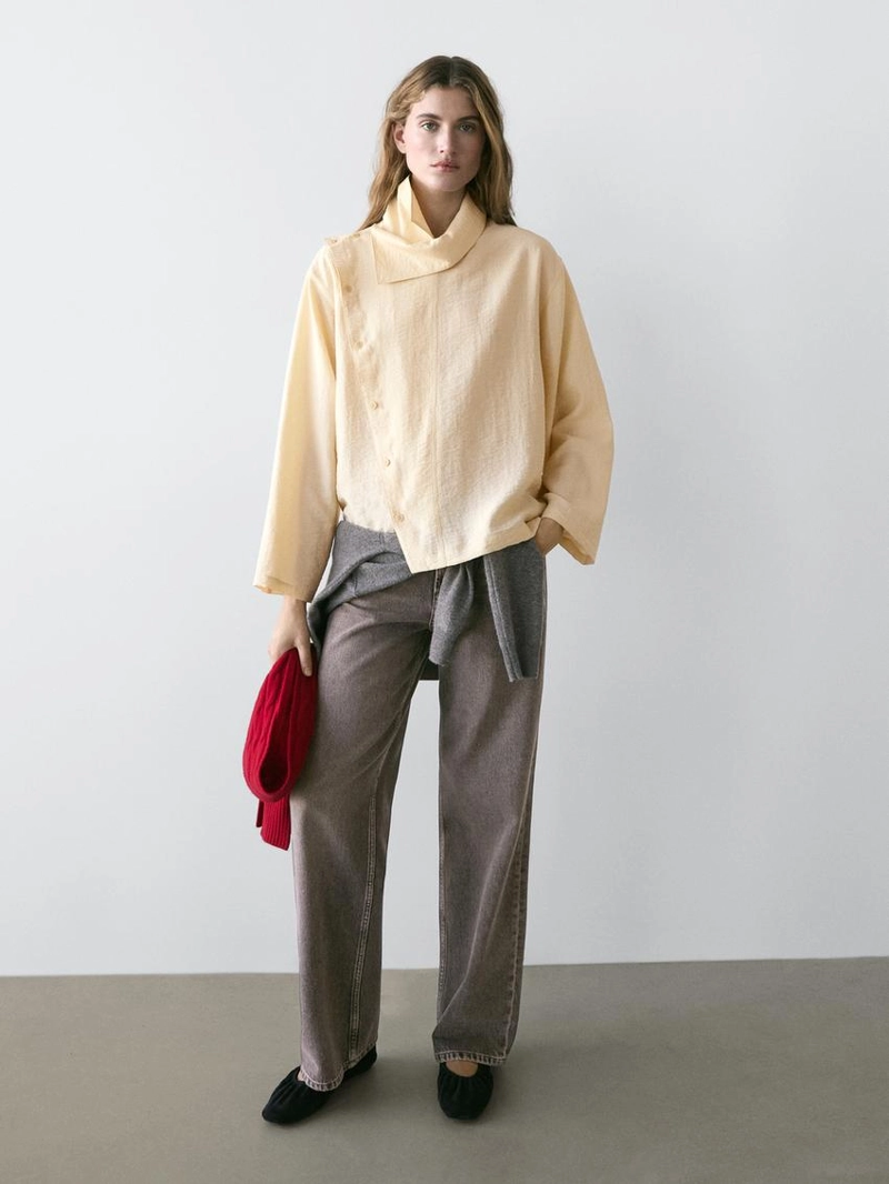 Рубашка с асимметричной пуговицей