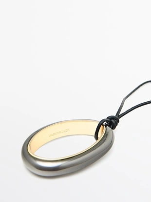 Ожерелье с овальным подвеской- Заказать в России