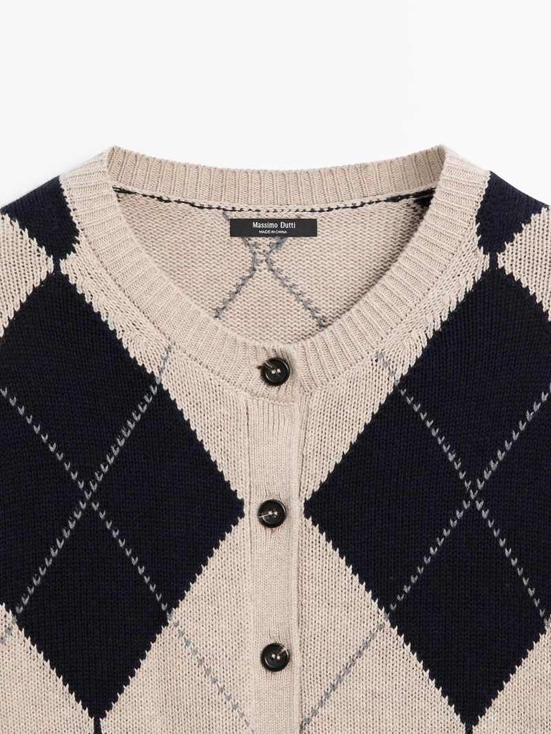 Кардиган с аранами из хлопкового смесового вязания