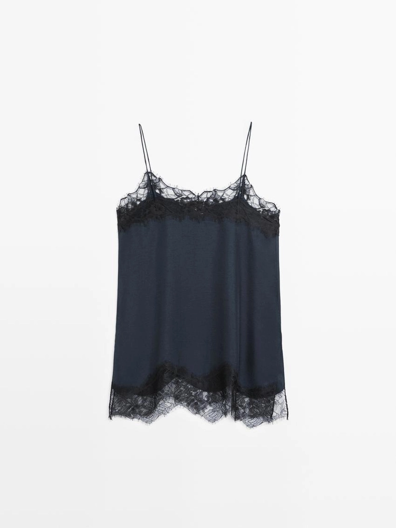 Топ-камисоль с контрастными кружевными деталями