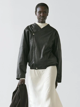 Кожаная бомбер-кожанка- Заказать в России