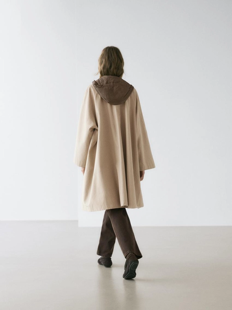 Тренч-плащ с капюшоном