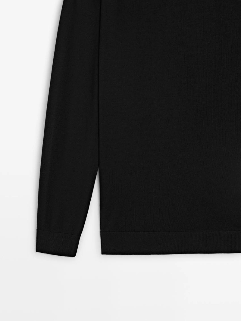 Свитер из мериносовой шерсти