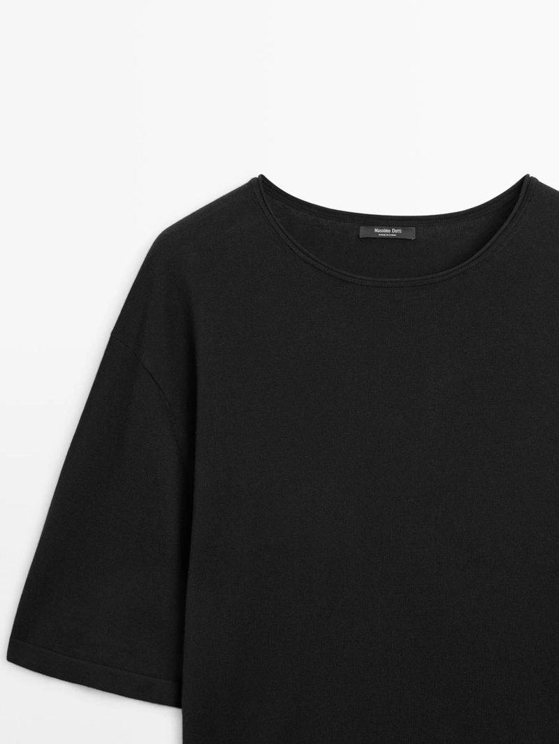 Платье с контрастной кружевной отделкой