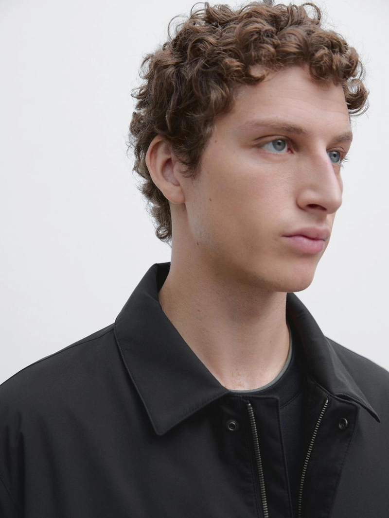 Плащ из водоотталкивающей ткани