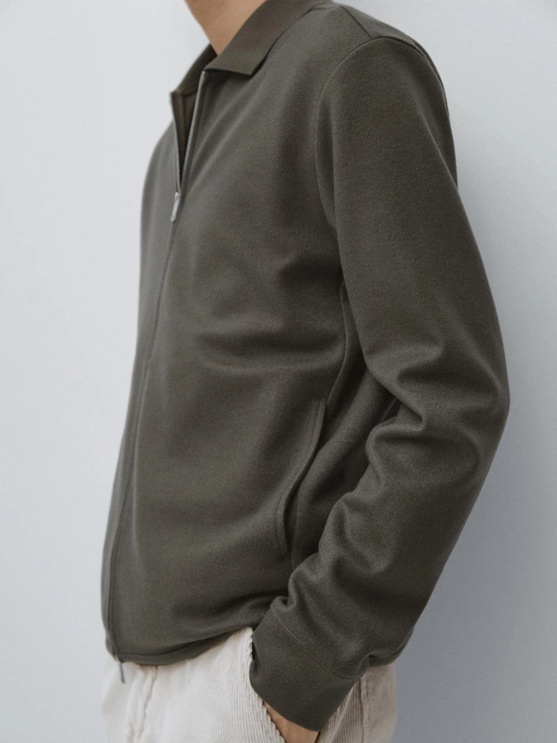 Куртка с молнией и воротником