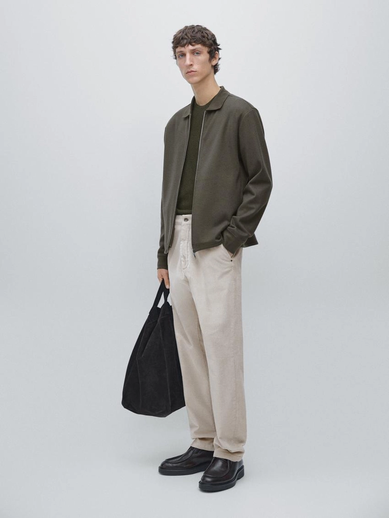 Куртка с молнией и воротником