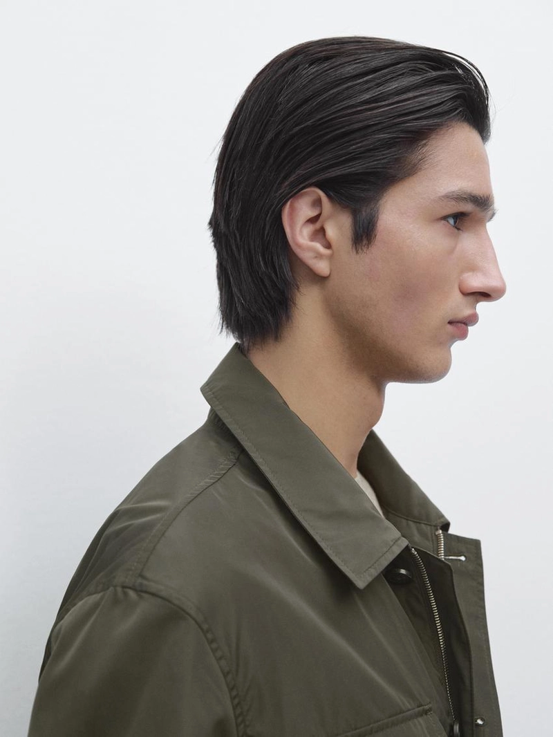 Легкая куртка с карманами