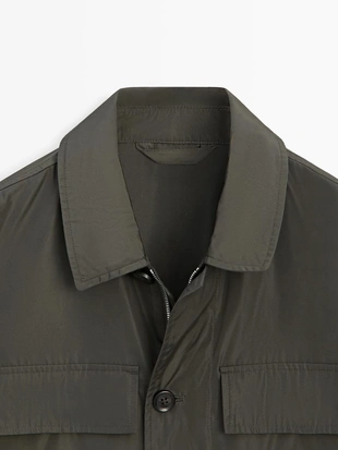 Легкая куртка с карманами- Заказать в России