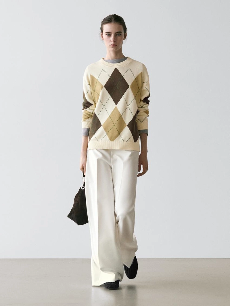 Свитер из хлопкового трикотажа с деталями в клетку