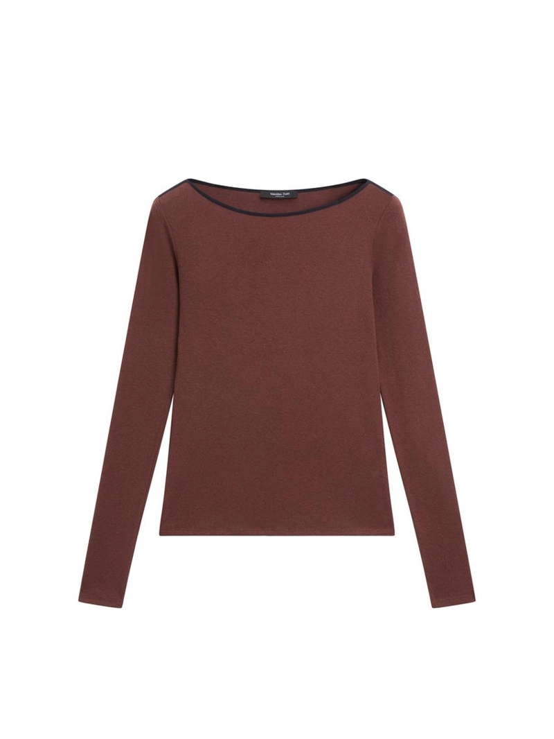 Топ с деталями контрастного оттенка