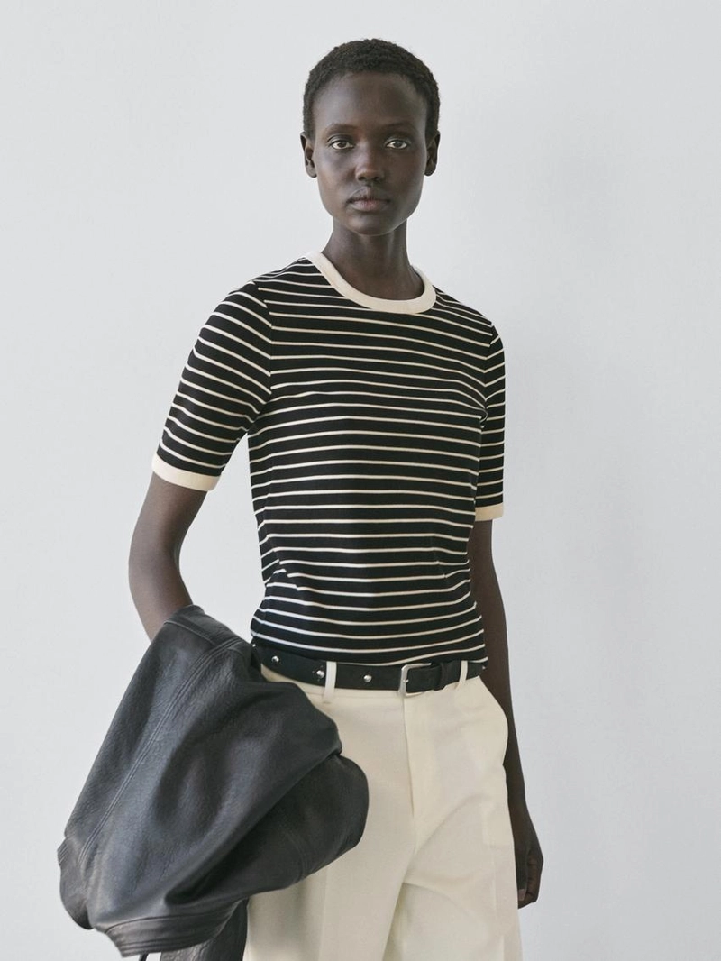 Футболка с коротким рукавом в полоску контрастного цвета