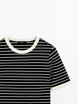 Футболка с коротким рукавом в полоску контрастного цвета- Заказать в России