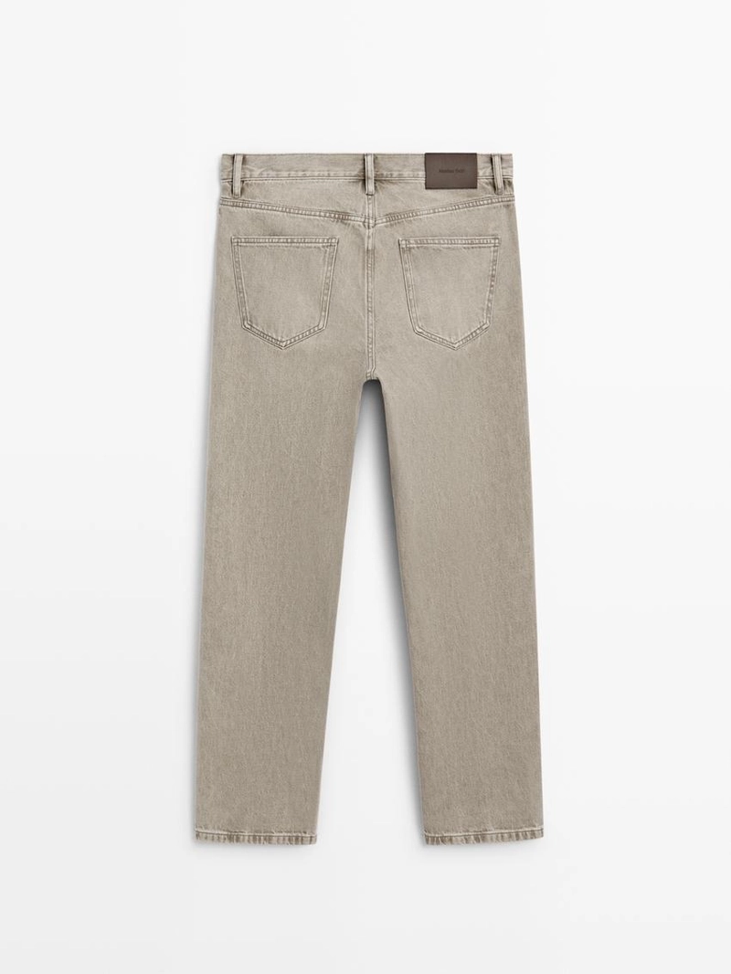 Джинсы прямого кроя