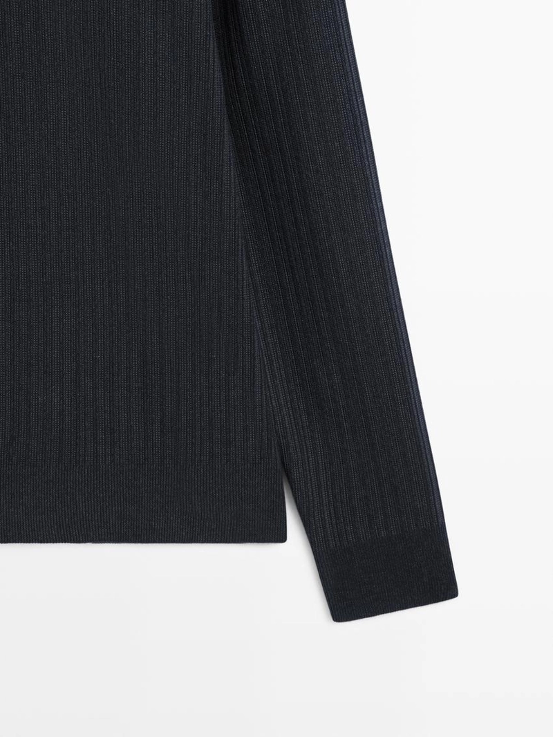 Вязанный свитер с манжетом и молнией