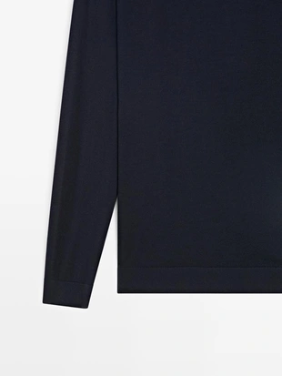 Трикотажный свитер из мериносовой шерсти- Заказать в России