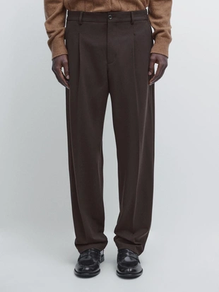 Брюки свободного кроя с защипами- Заказать в России