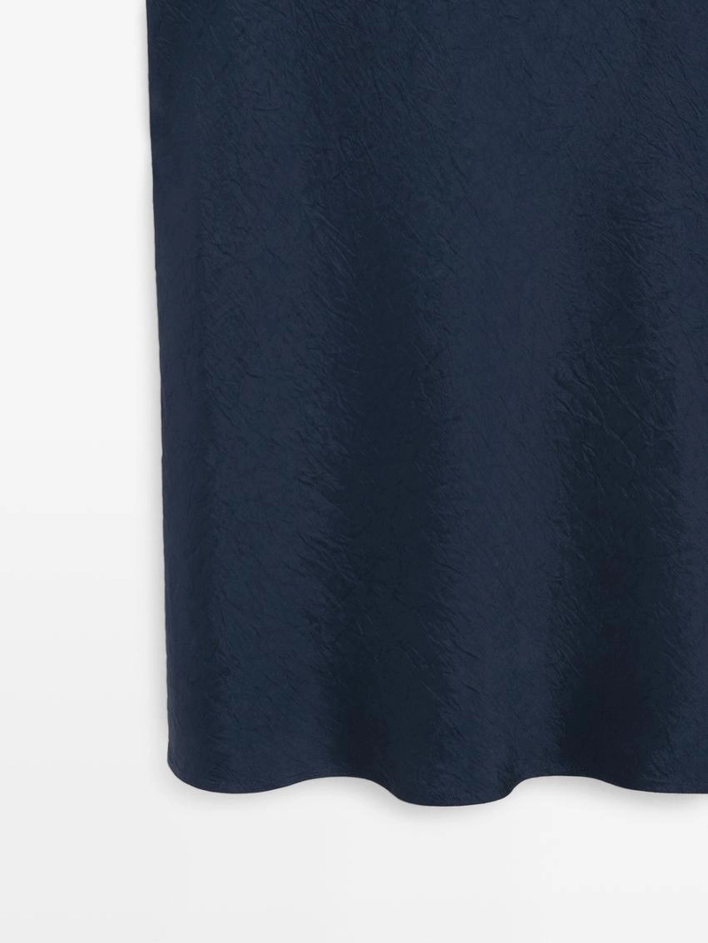 Платье миди с плавным падением