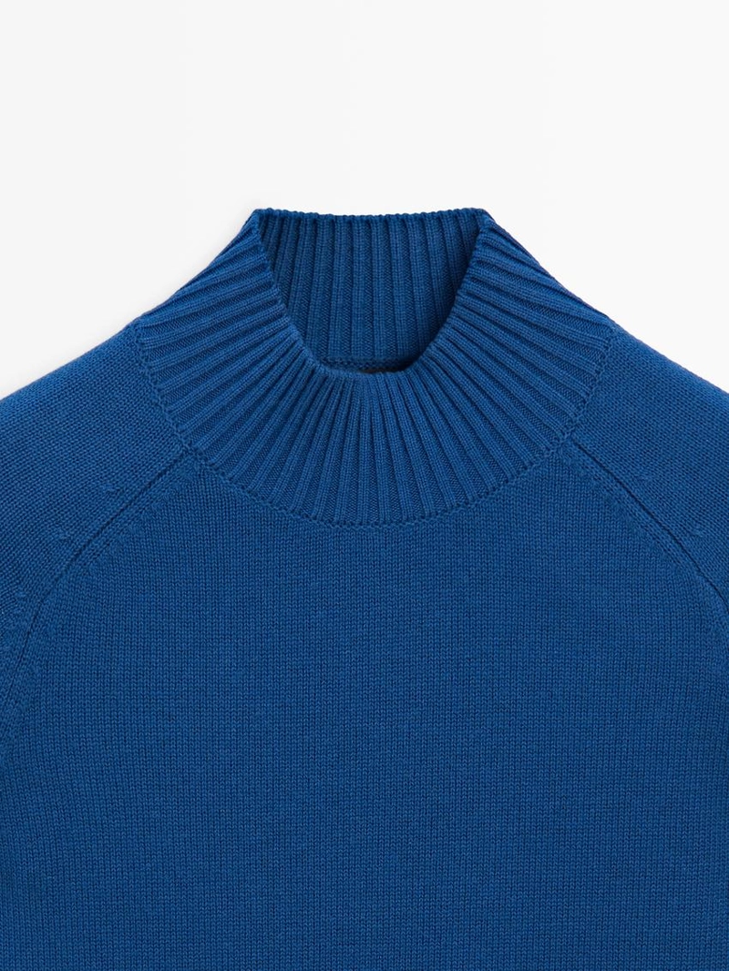 Свитер из смесового хлопка