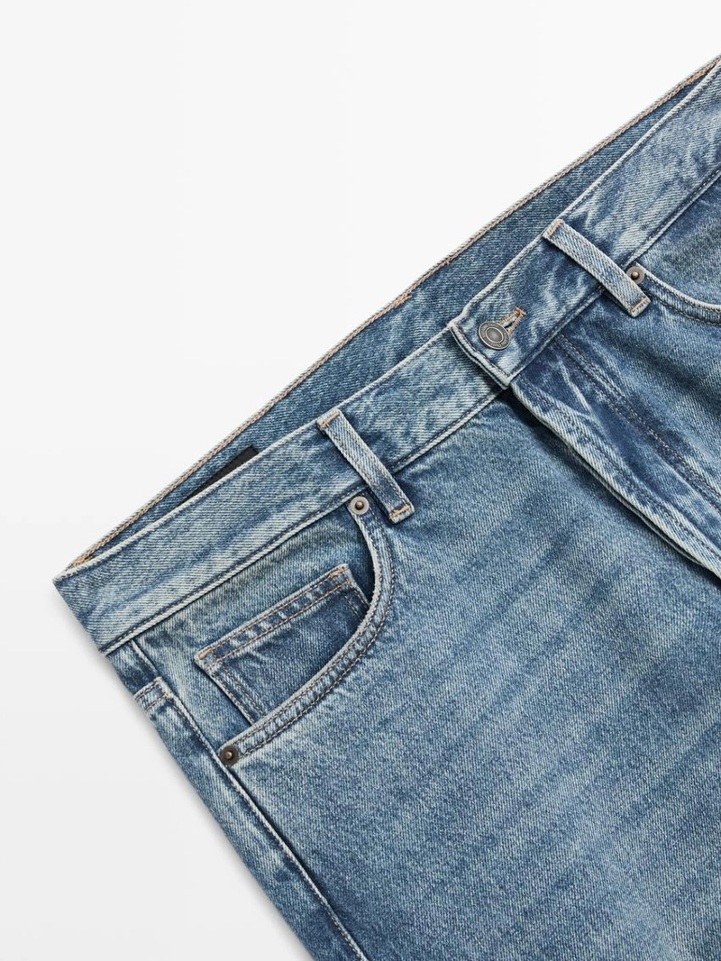 Джинсы прямого кроя